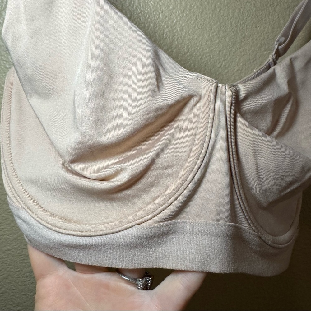 NWT Natori Recharge Underwire Sports Bra size 32 D - Picture 8 of 9